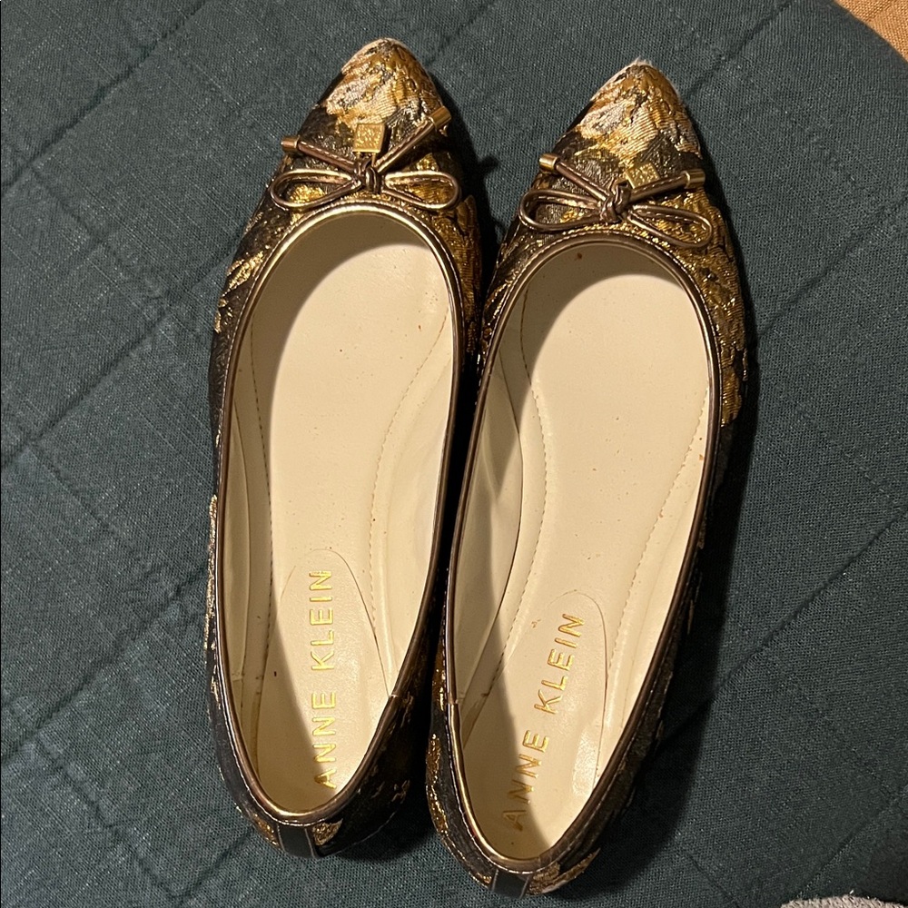 Anne Klein Ovi Flats Gold Brown Metallic Brocade Fabric - Picture 3 of 10